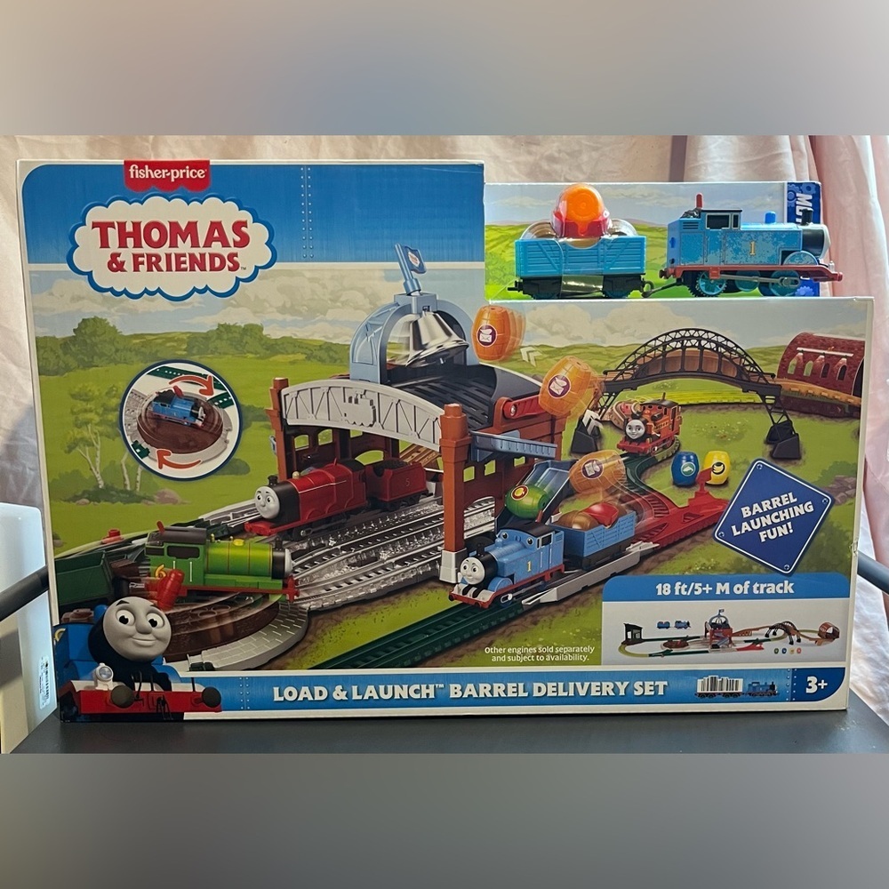 Thomas & Friends Motorized Load & Launch Barrel Delivery Set New in Box